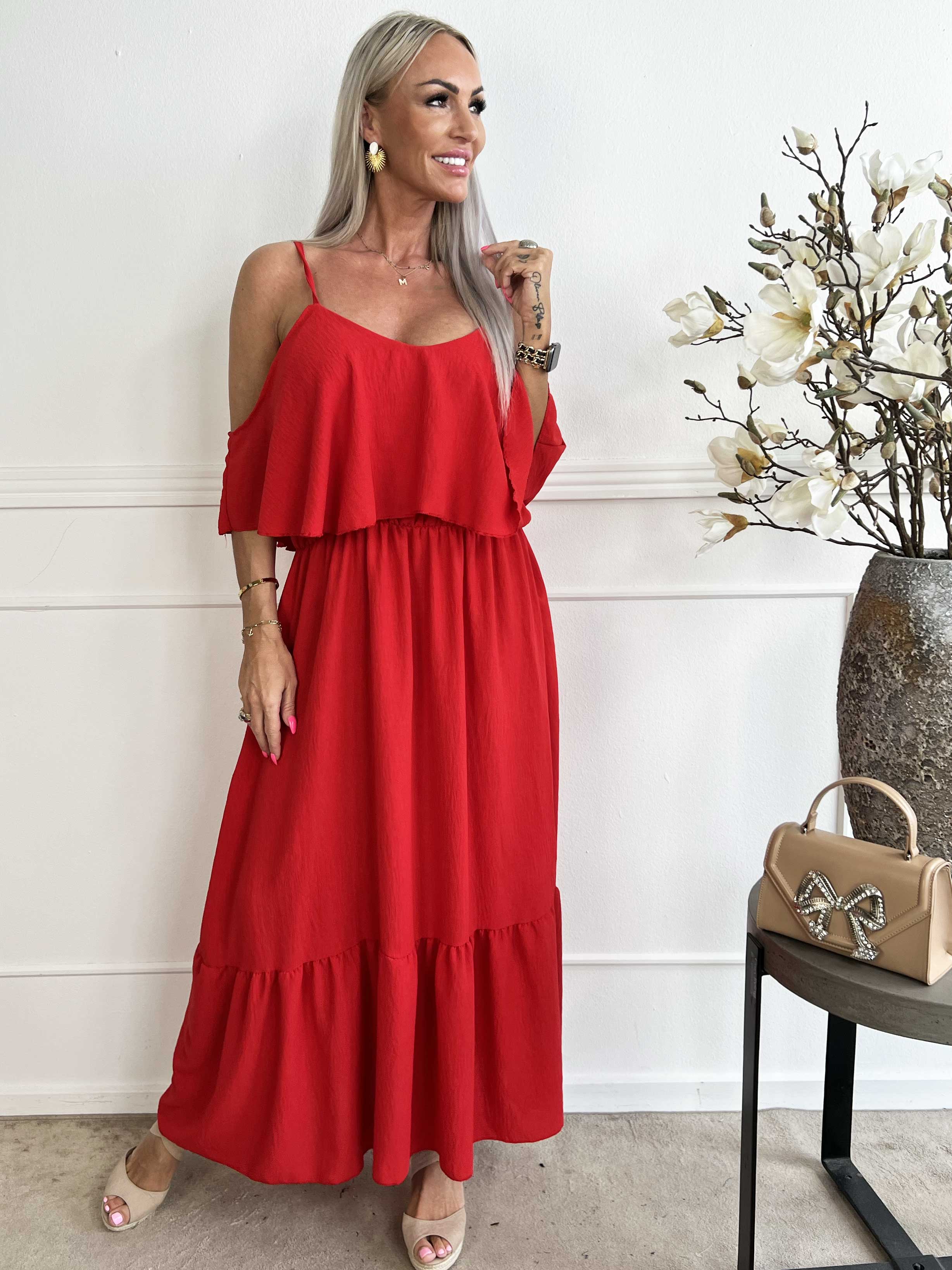 Adelisa - Sød lang stropkjole med flæser